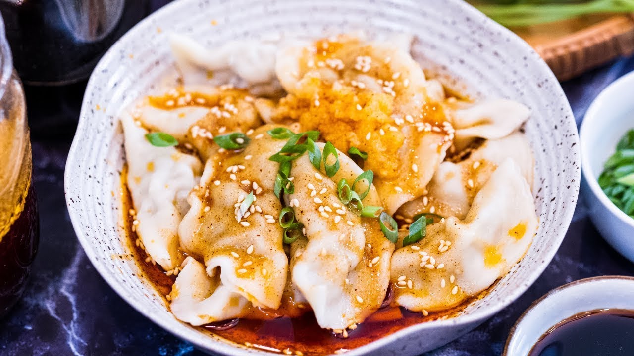 Sichuan's Most Famous Dumpling Recipe (钟水饺)