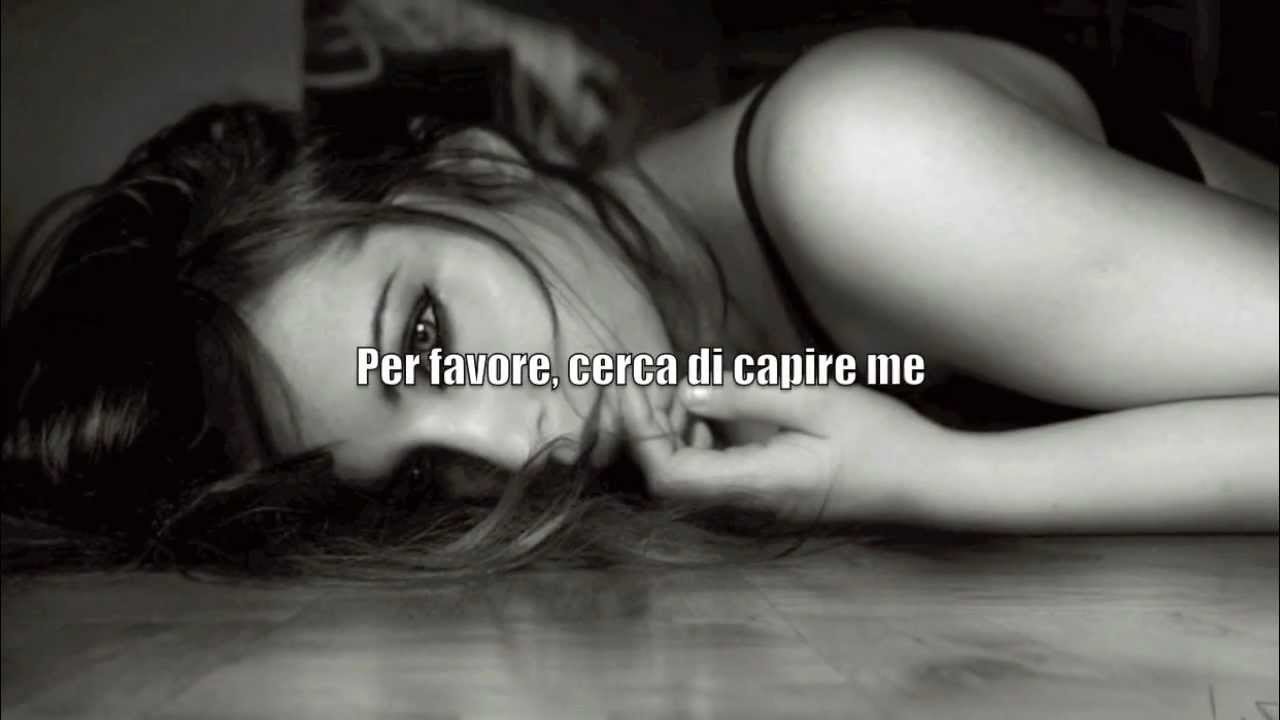 Tarja ~ Tired Of Being Alone (traduzione italiano)