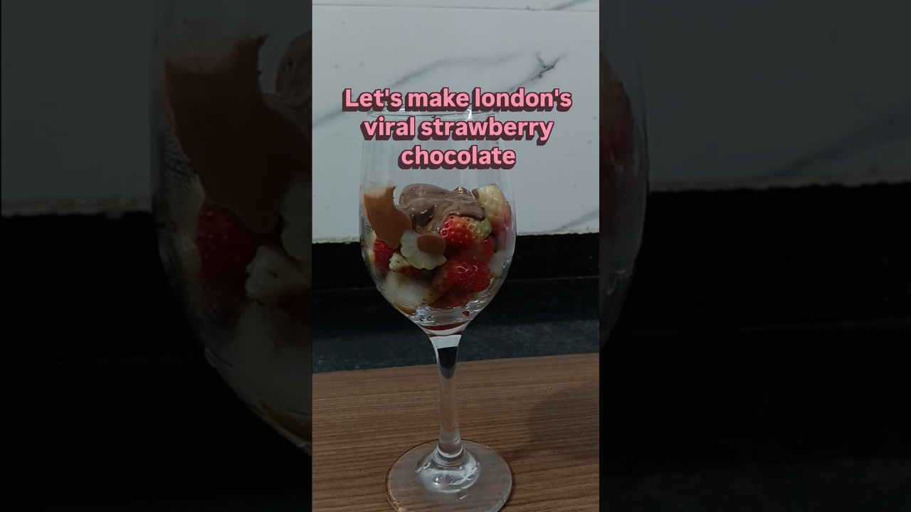 viral london style chocolate strawberry😋 