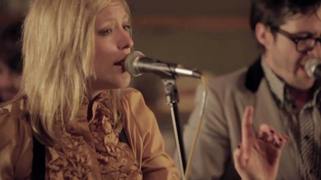 Sugar & The Hi Lows Performs 'See It For Yourself' at RELEVANT