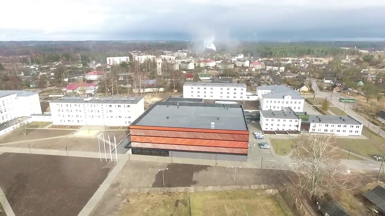 Maltas vidusskolas pēc pārbūves un fasāžu atjaunošanas