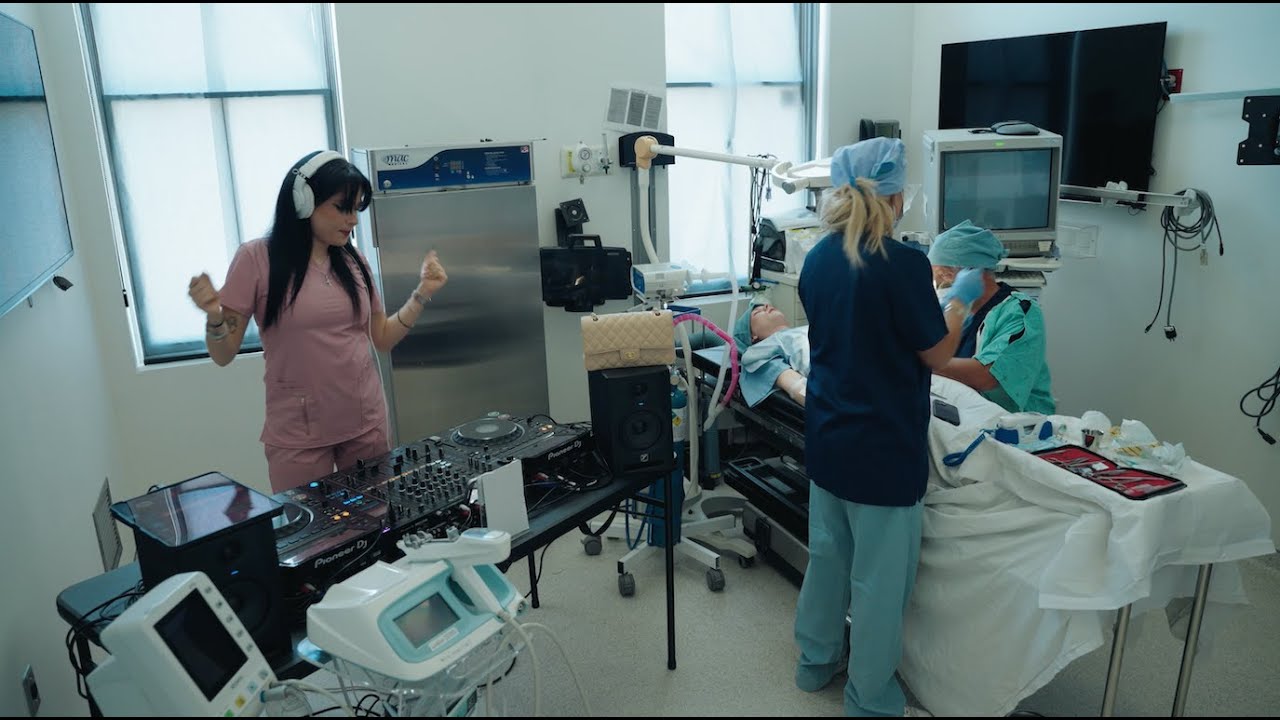 I ❤️ SURGERY - Anna Sofia DJ Set #6