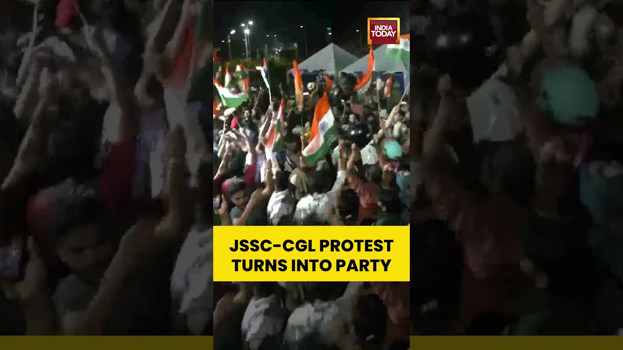 JPSC-JSSC Aspirants Sing and Dance After Jharkhand Government Accepts Demands #jssc #jharkhand