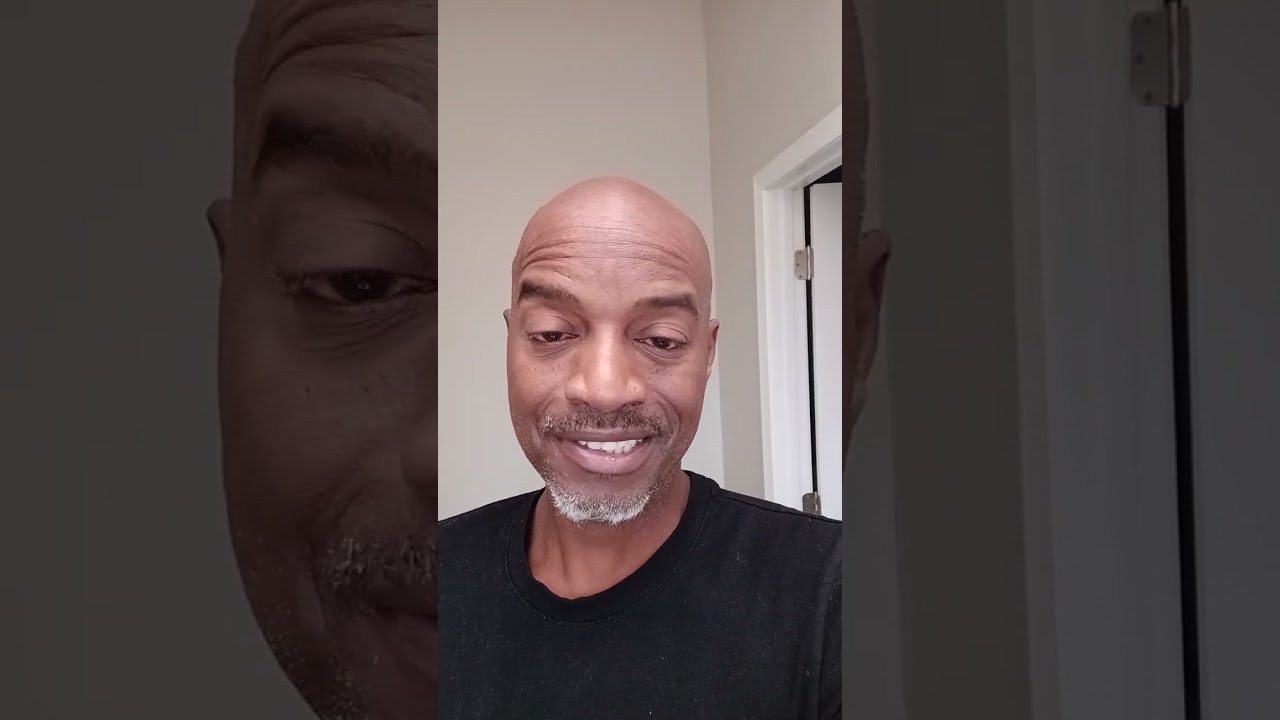 Dezmond clayton Mr smile happy Tuesday and wesday 