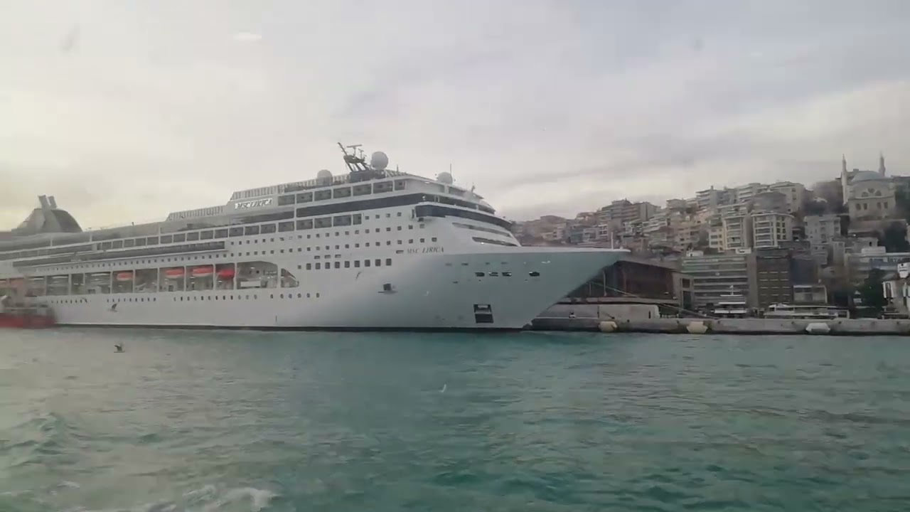 Vapur yolculugu. Eminönü  üsküdar