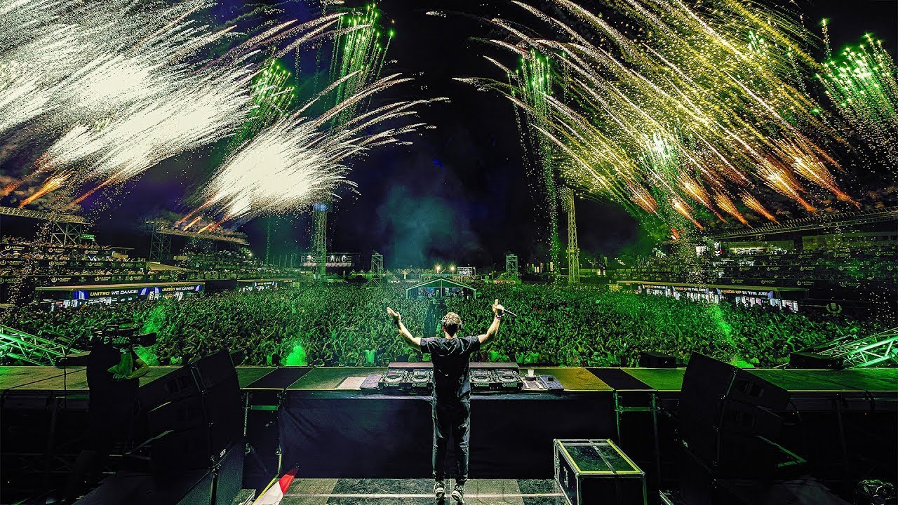 Hardwell & Vini Vici & MR.BLACK ft Liquid Soul - Crazy People (LIVE Ultra Europe 2025)