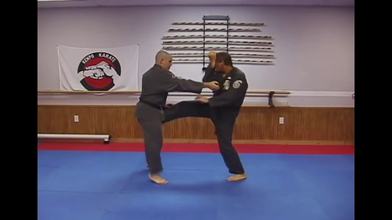 01 Amarillo -  Epaks   Delayed Sword