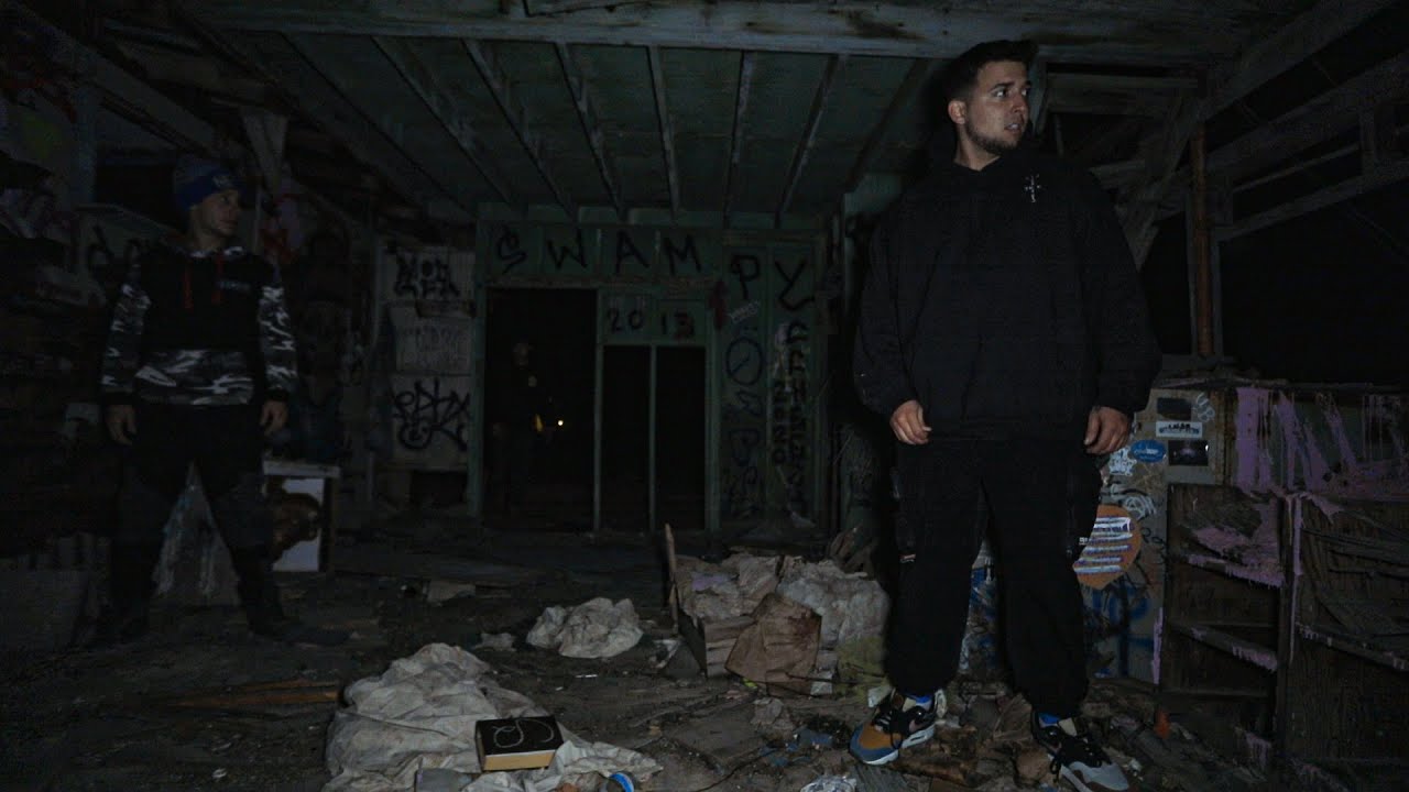 EXPLORING AN ABANDONED GHOST TOWN (Something attacked us)