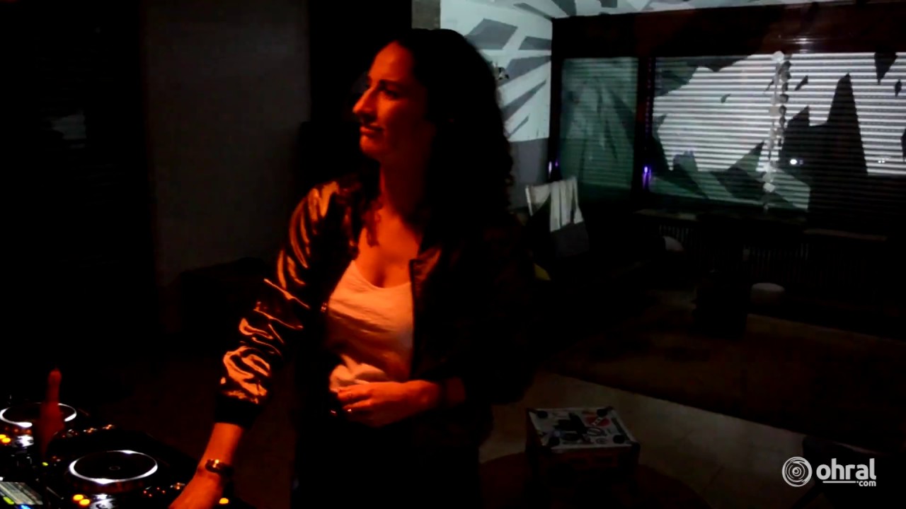 Maxie K&ouml;nig & VJ Aksel @ Ohral`s StayHomeClub - Ur Visual Electronic Music Stream