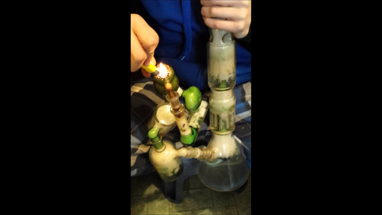 3 gram kush bong hit