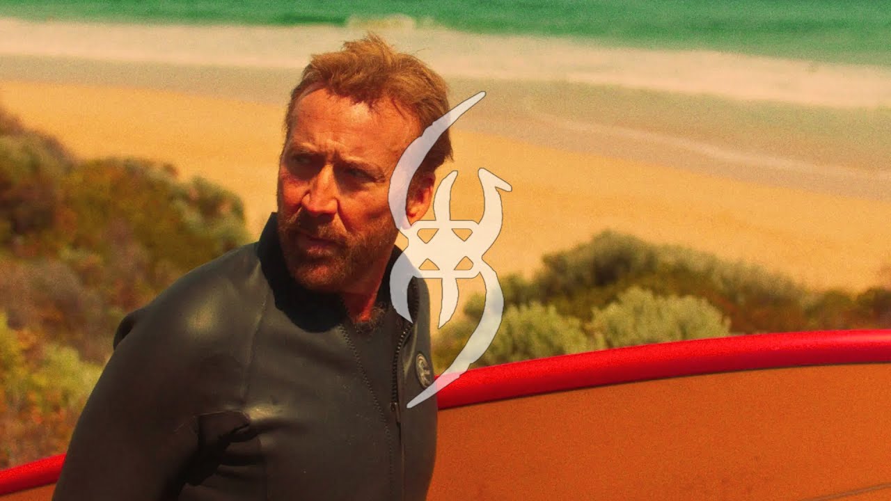 SURFER (2025) – Szaleństwo Nicolasa Cage'a