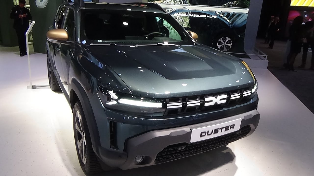2026 Dacia Duster Extreme Hybrid-G 150 4x4 - Exterior and Interior - Brussels Motor Show 2026