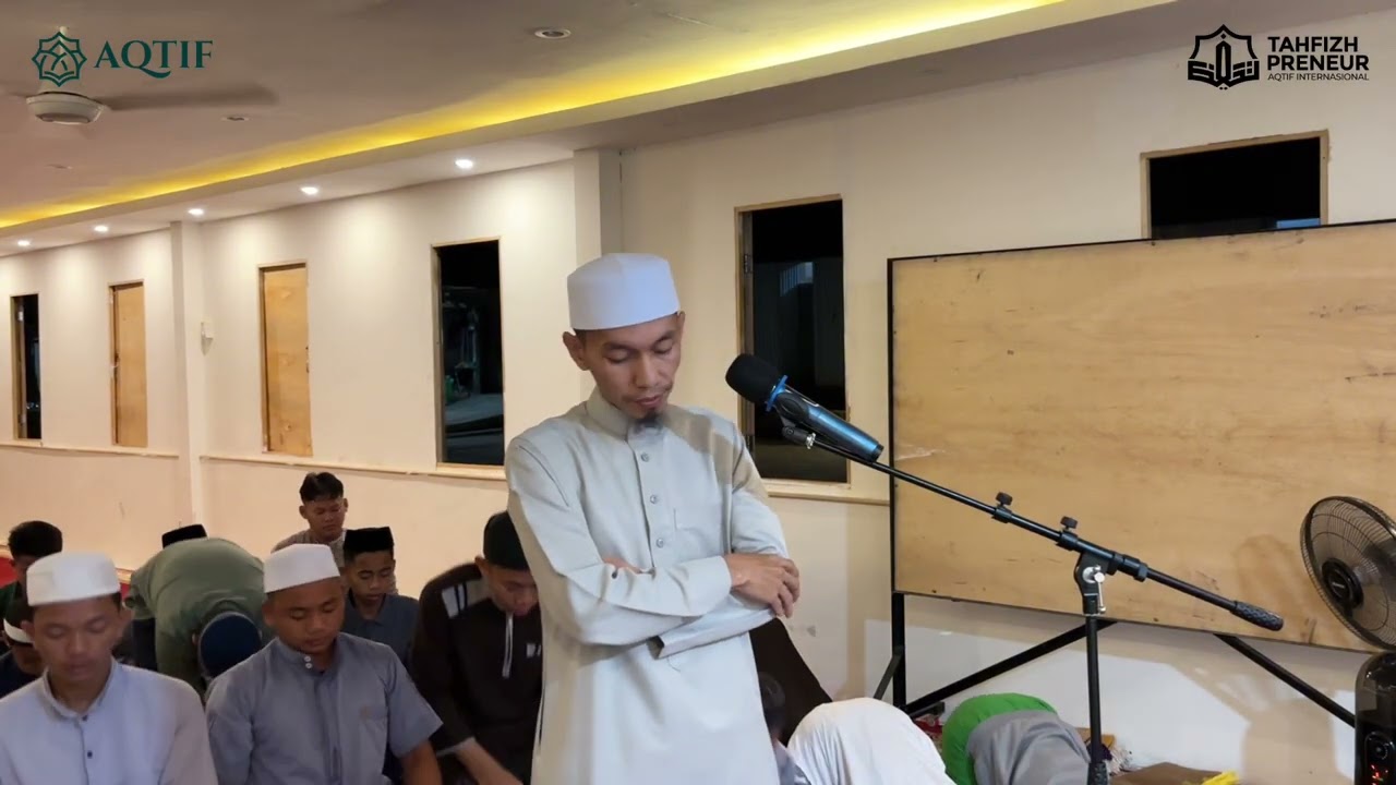 Menyentuh Hati | Shalat Subuh Berjamaah Ust. Abubakar Ali Surah Ar-Rahman