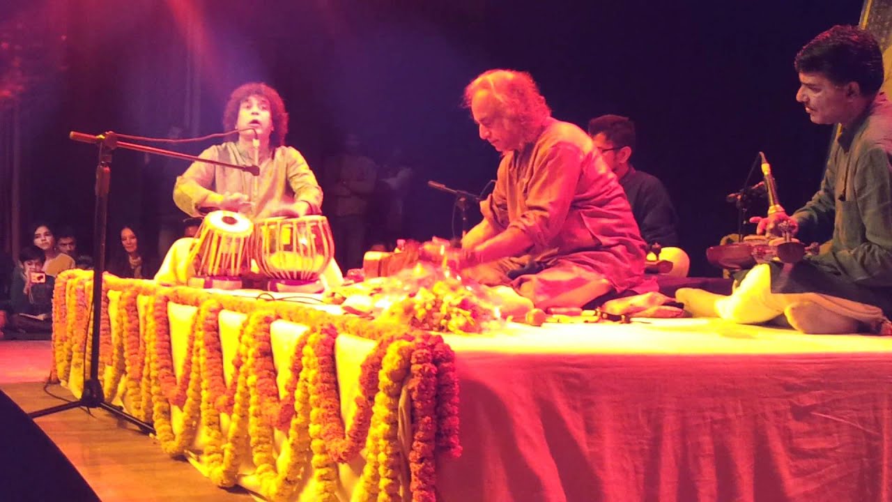 Ustad Zakir Hussain with Ustad Ashish Khan Full Hd