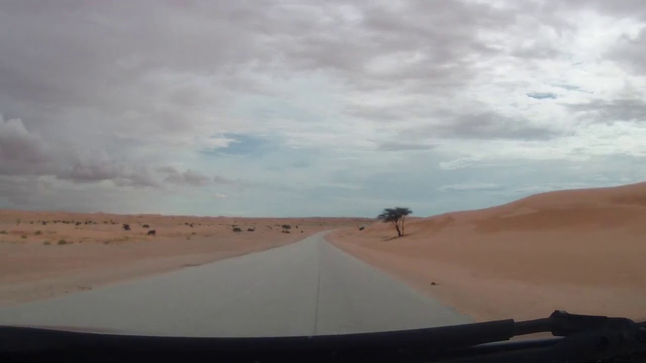 طريق نواذيبو با لإتجاه الى نواكشوط