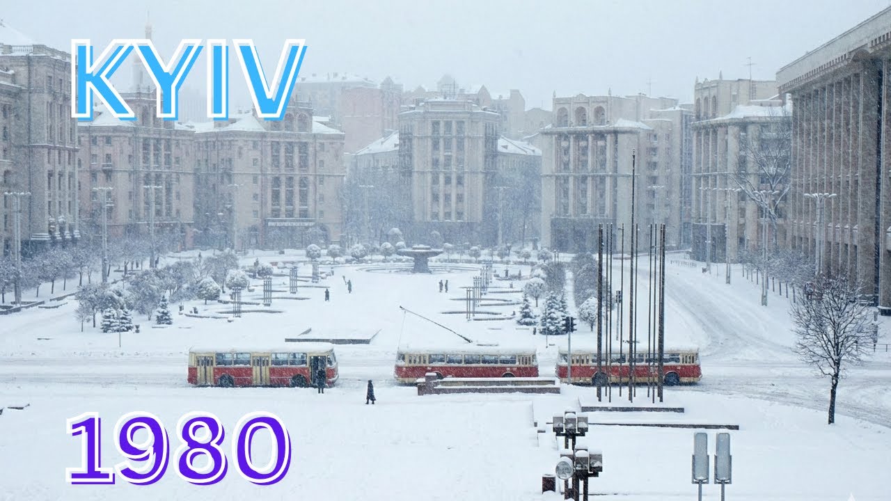 Kyiv (Ukraine) in 80s: Heavy Snow