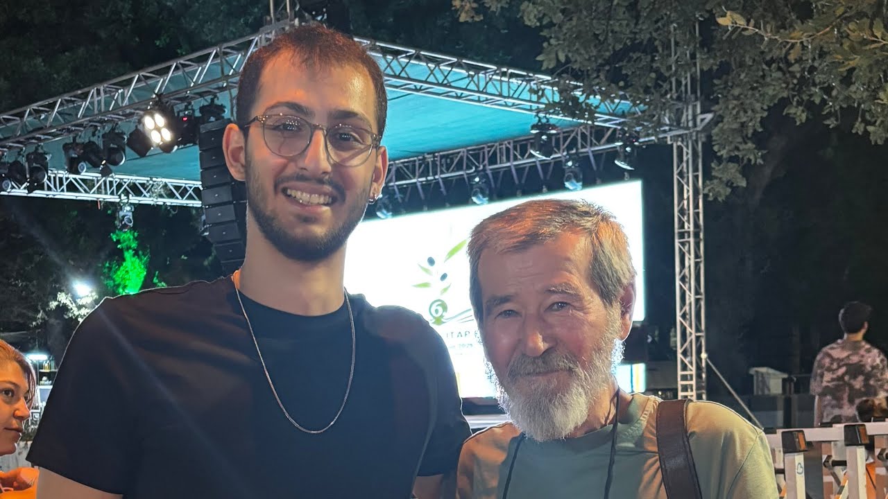 Ahmet Telli - Kalbim Unut Bu Şiiri