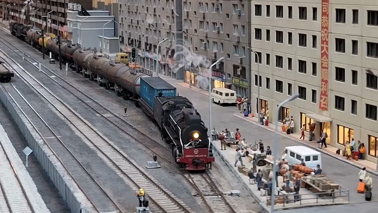Beijiao HO layout Banking Locos