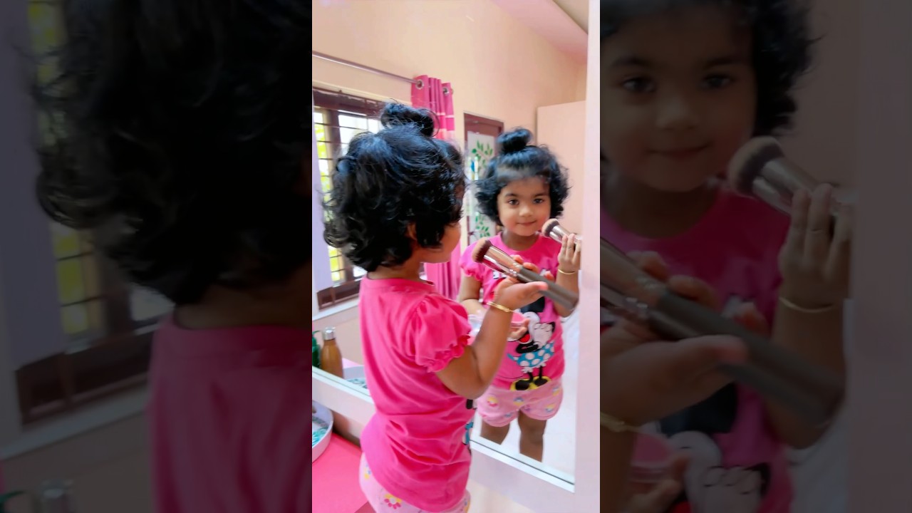 ফাঁকা ঘর পেয়ে আমার মেকআপ গুলো সব শেষ করে দিলো 🙈🤭