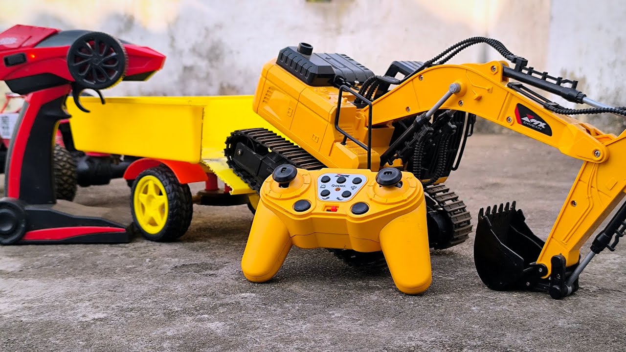 Remote Control Excavator Loading Video Showdown 