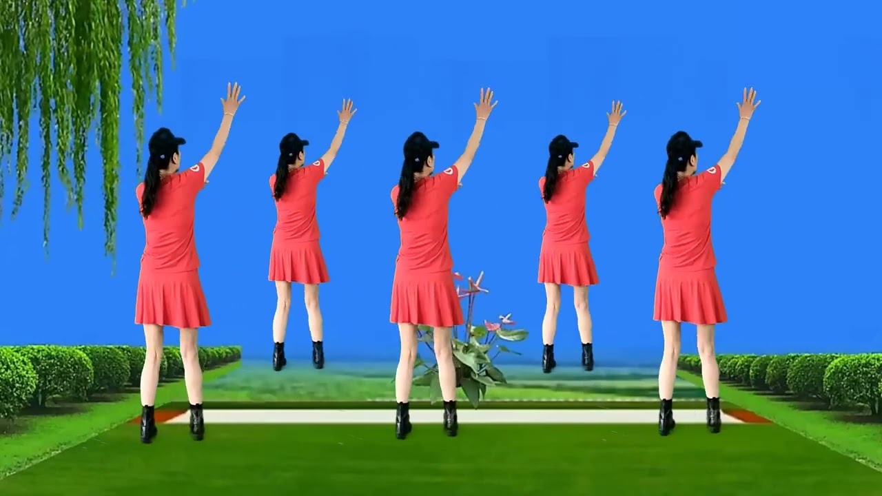 最火广场舞《踩不对爱的节拍》32步背面更易学