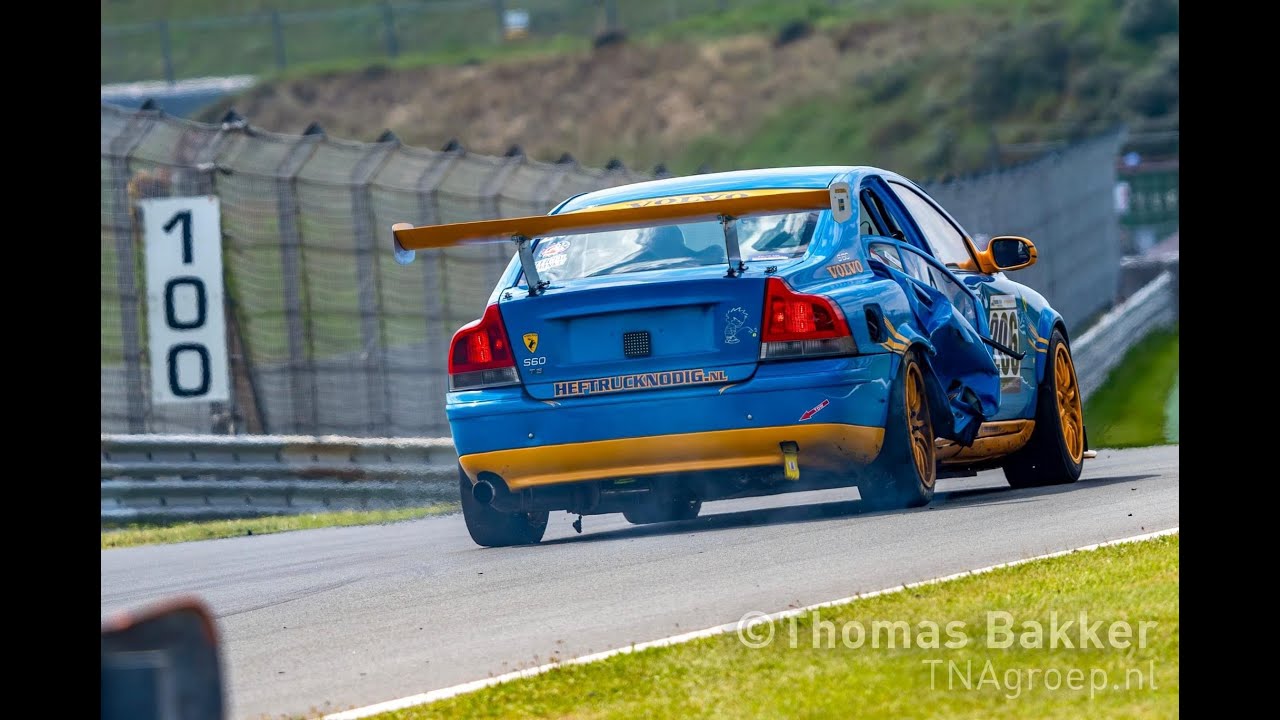 VOLVO S60 CRASH [SIPS] side impact protection system