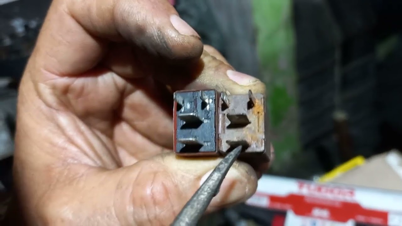 Como testar mini relé universal de 4 pinos