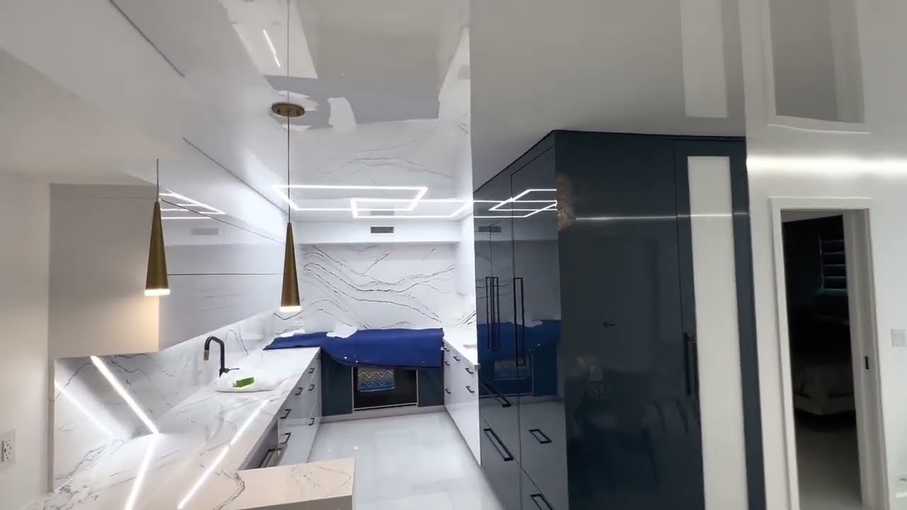 Linear lights in artistic design / Stretch ceiling room tour