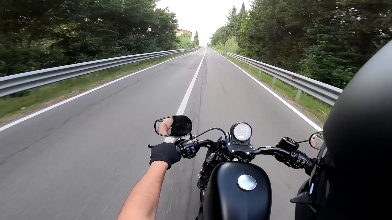 Riding my new Harley Davidson Iron 883 2019 - #HarleyDay