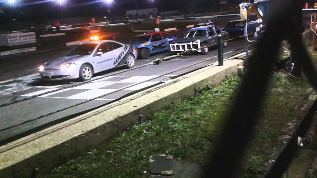 Ringwood Raceway 2ltr Stock Cars Final 25/10/14