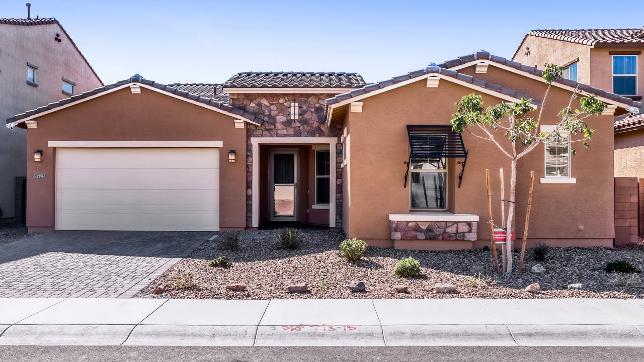 Video Tour - For Sale & Rent: 8723 W Vista Ave. Glendale, AZ. Adelaide. 6 BEDS/ 4 BATHS/ 2,717 sq ft