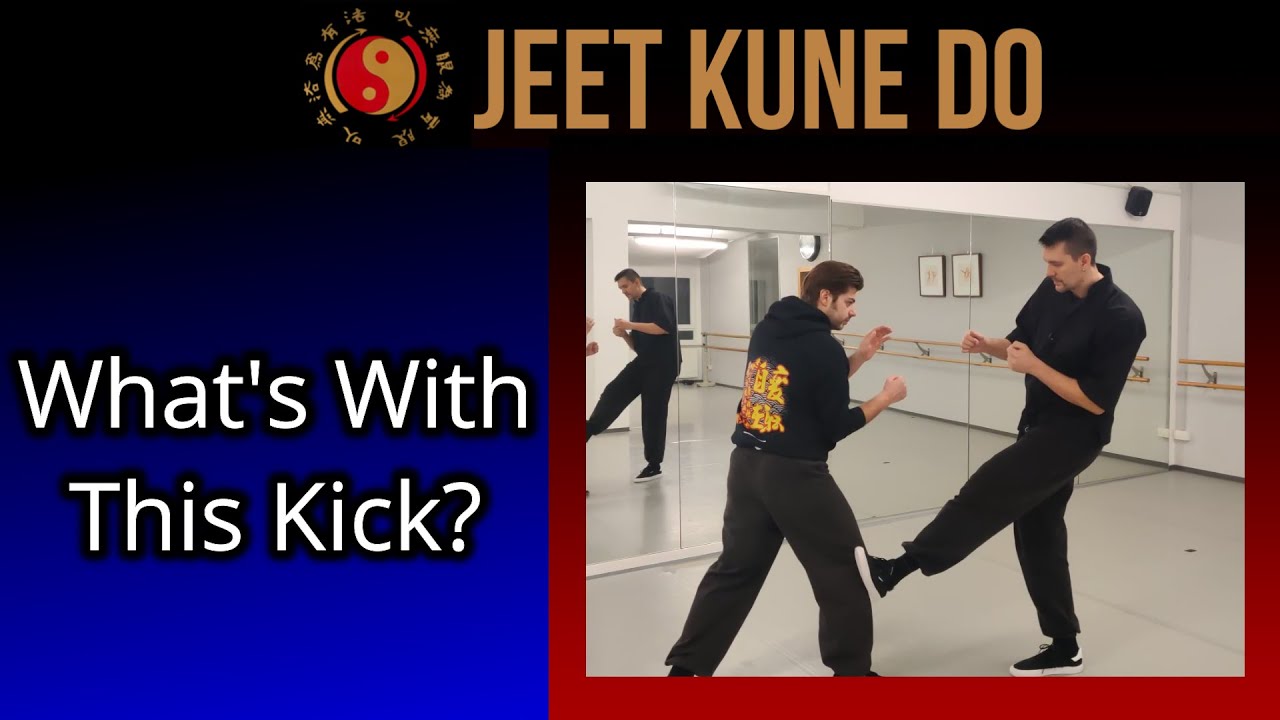 Oblique Kick - Martial Arts Bruce Lee's Jeet Kune do