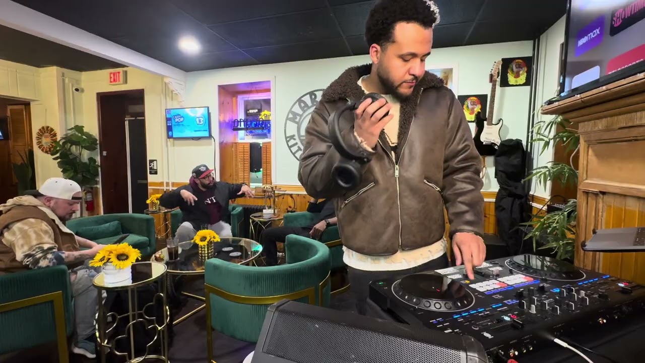 THE KNIGHT CLUB | DJ JULES | S2E2 | LIVE at Marley’s Kitchen & Bar 
