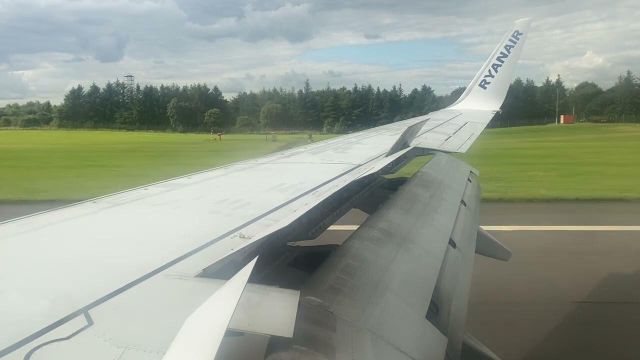 Ryanair 737-8AS landing at EDI from Belfast international airport.