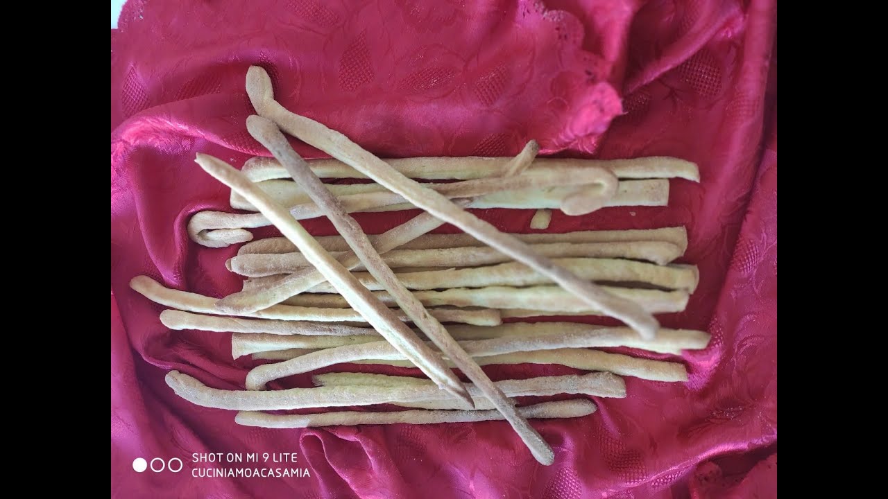 GRISSINI DI SEMOLA - Paola Gottardo - Cuciniamo a casa mia