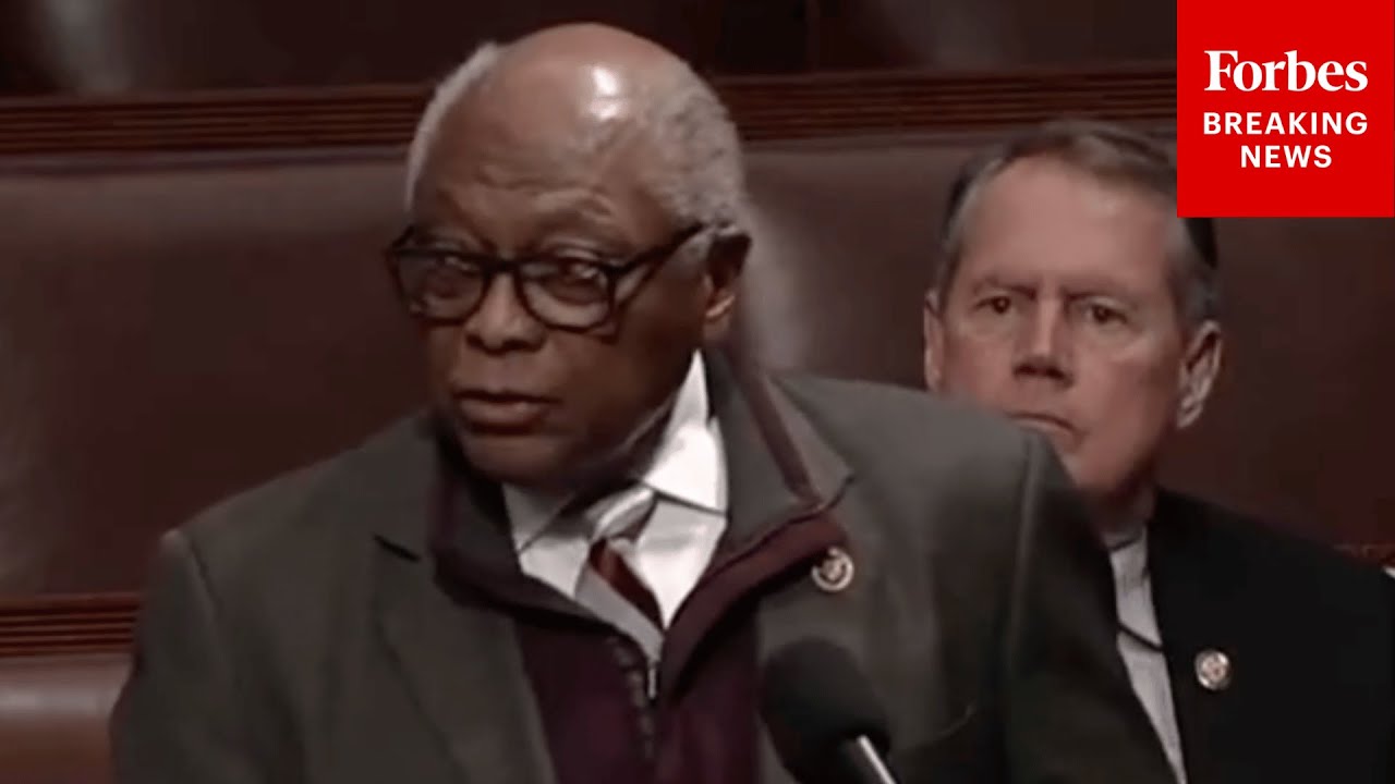 James Clyburn Pushes For Bipartisan Federal Funding Package, Freezing DHS Spending At Current Levels