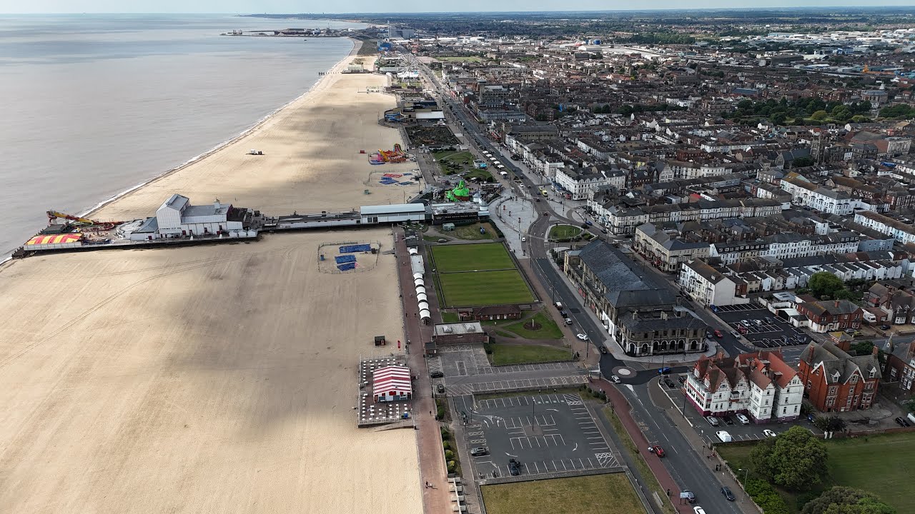 GREAT YARMOUTH - SEPTEMBER 2025 BRITANNIA PIER WELLINGTON PIER WALKTHROUGH 