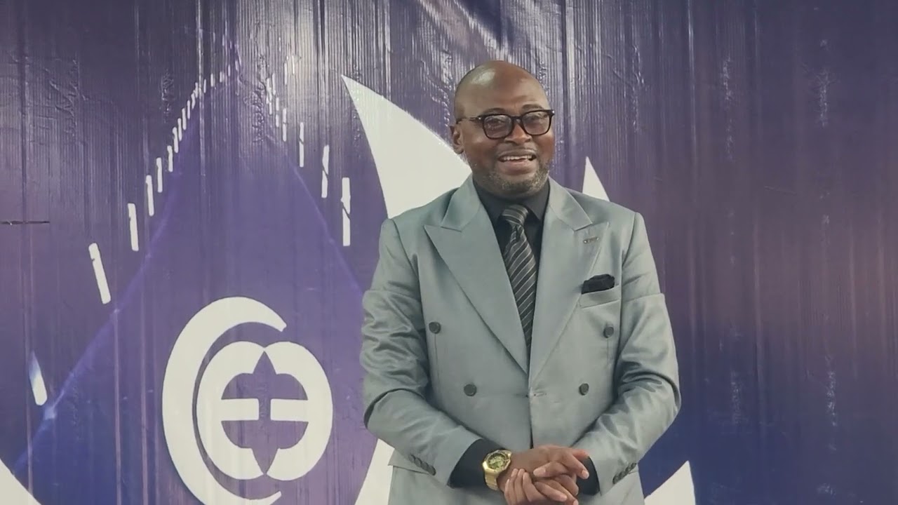 pastor Elie Tudikonka