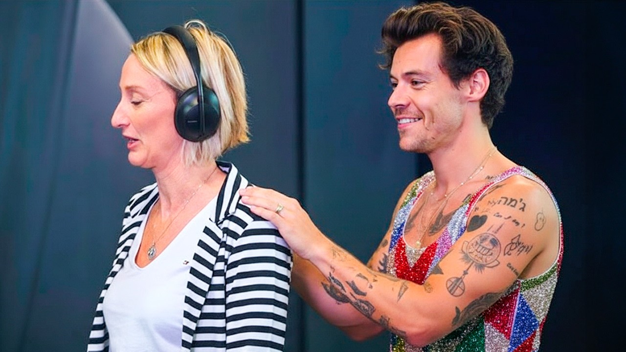 When Celebrities Surprise Their Biggest Fans