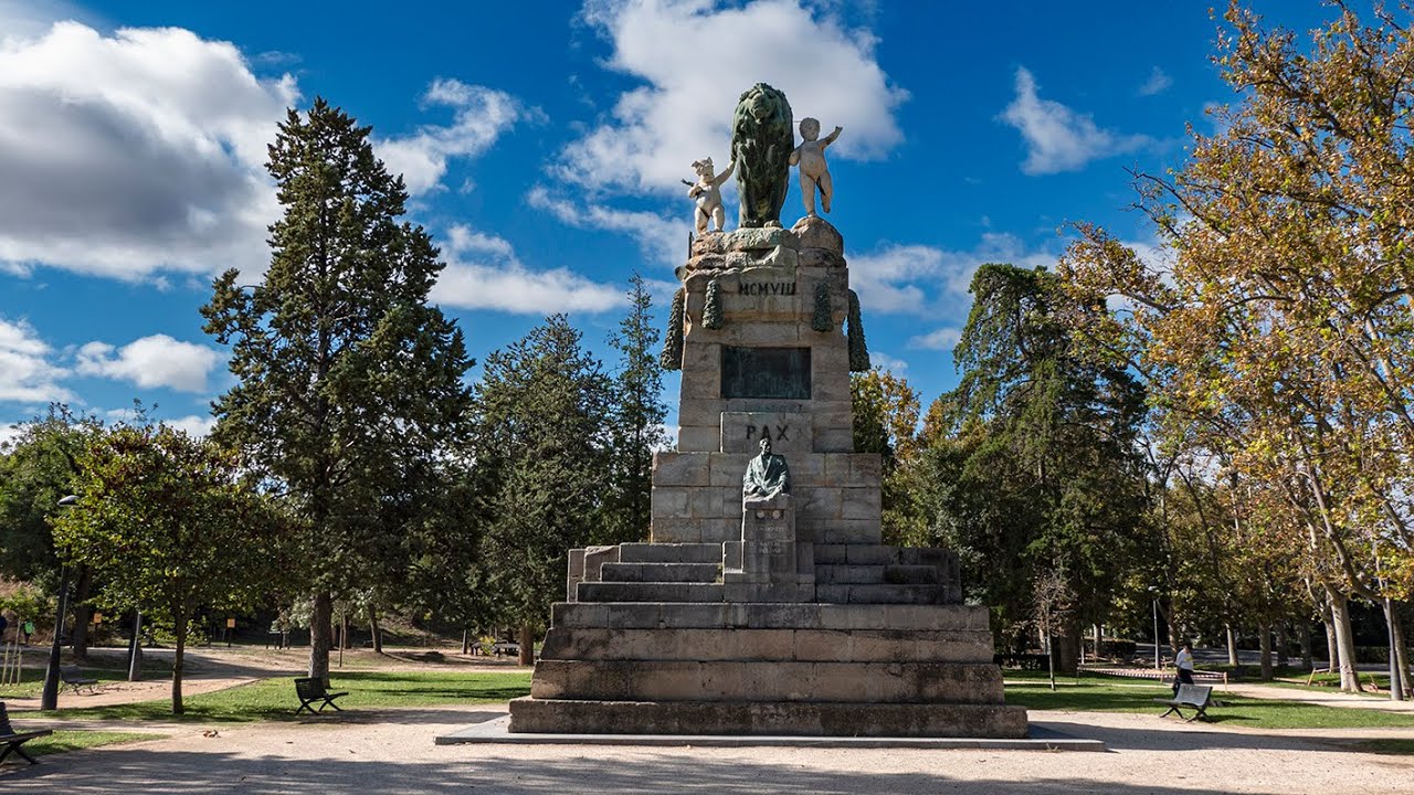 UN PASEO CULTURAL POR EL PARQUE JOSÉ ANTONIO LABORDETA, DE ZARAGOZA.