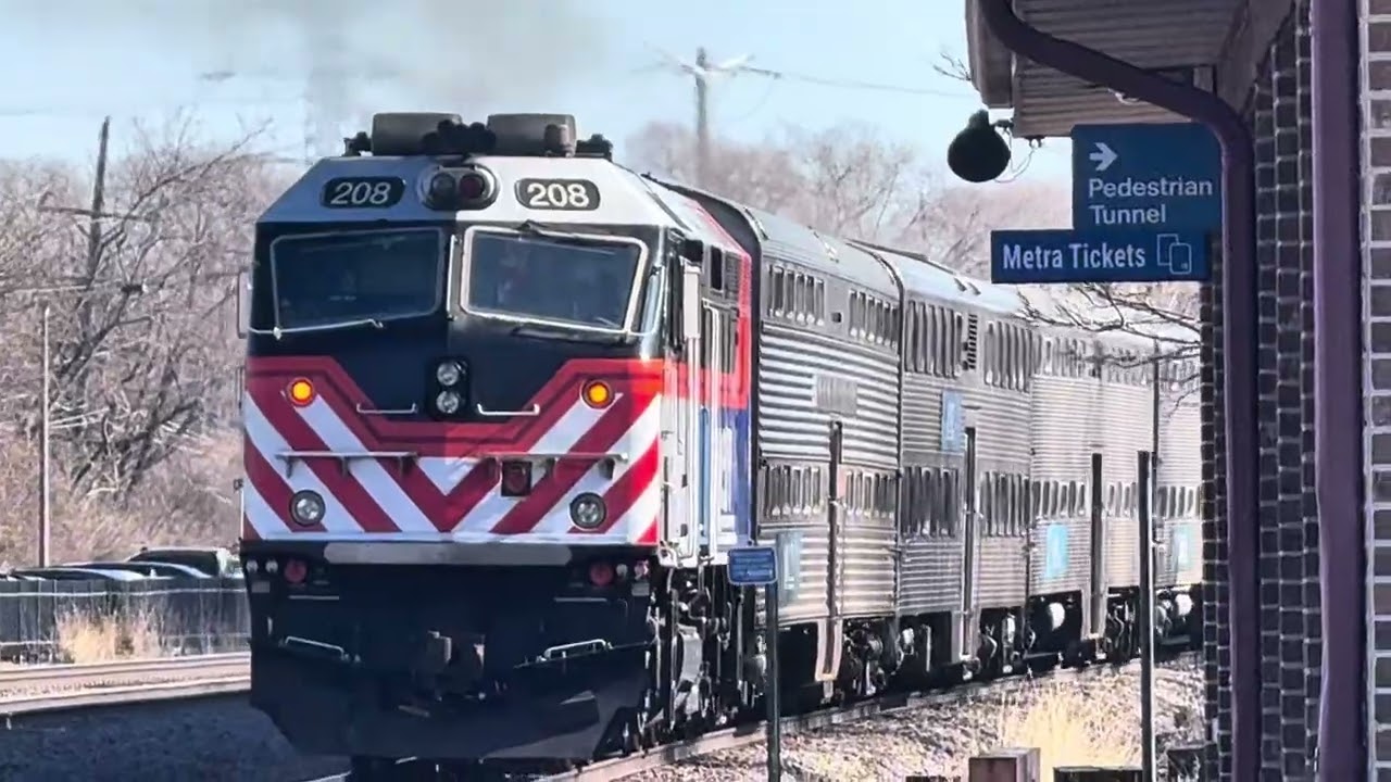 Taking a Tour at the Metra BNSF (Burlington Northern Santa Fe) Lisle Station
