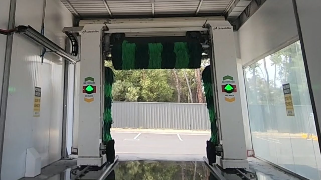WashTec EasyWash at BP in Watson, ACT 