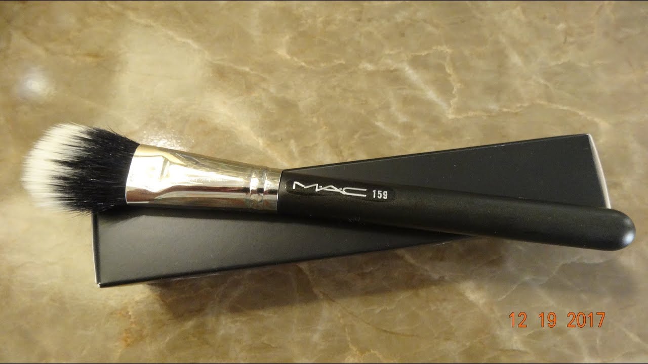 Кисть для румян Mac159 Duo Fibre &mdash; обзор и применение