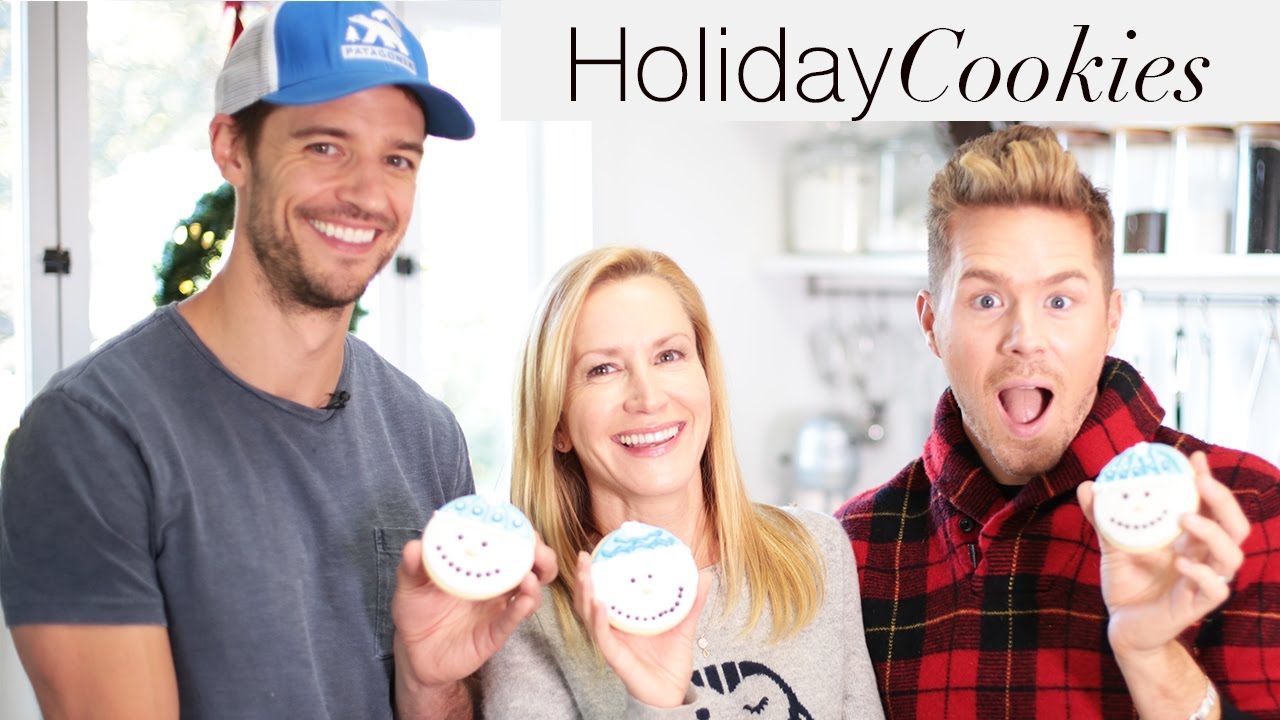How To Decorate A Cookie With Royal Icing | Food | Theodore Leaf