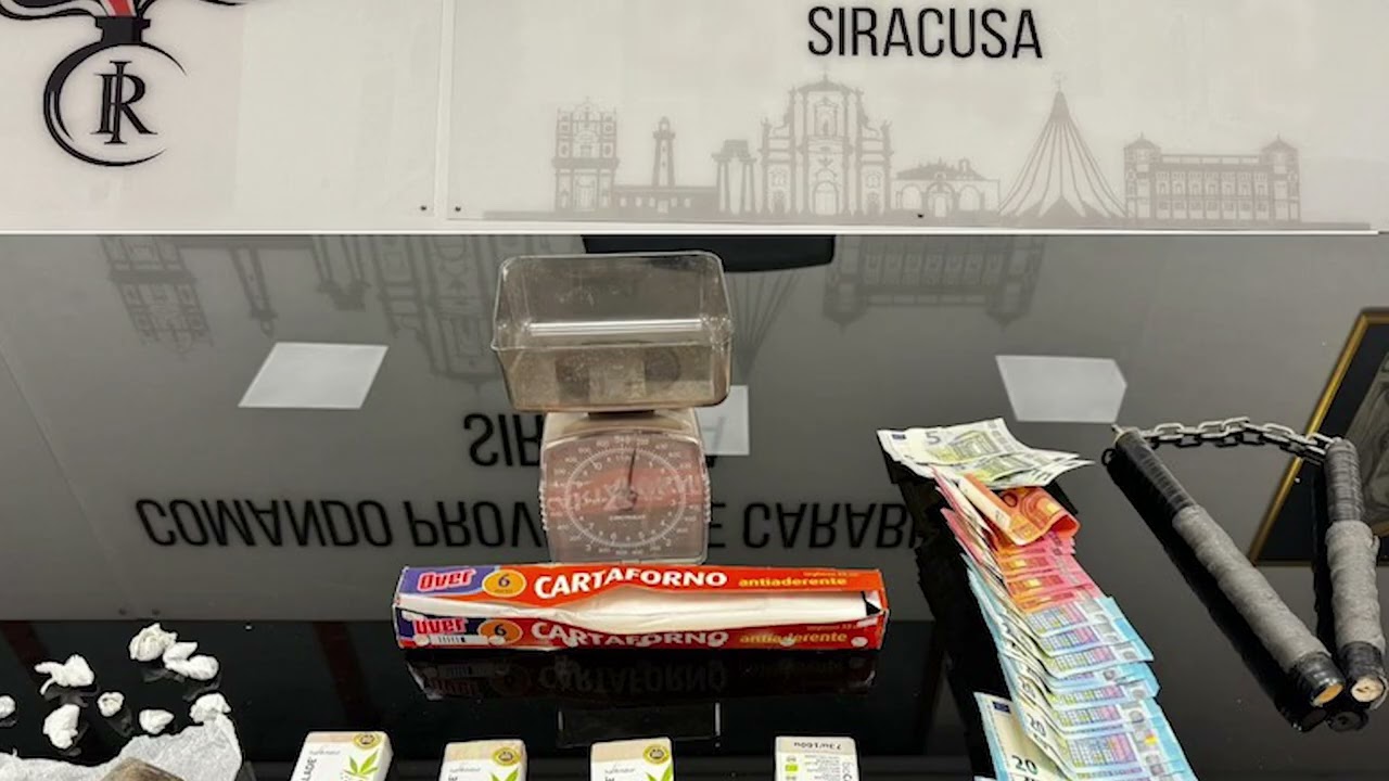 Controlli serrati nel Villaggio Miano: 18enne finisce in manette per droga