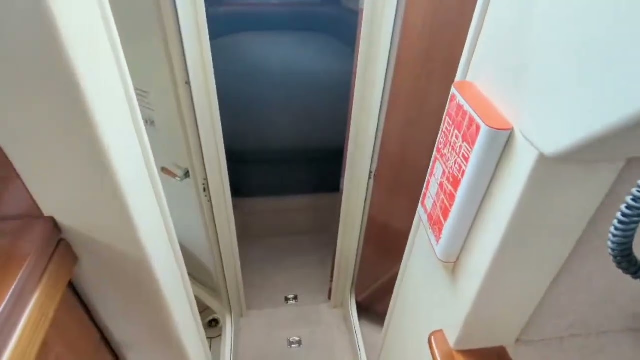 Sealine International F34 for sale in Kent.