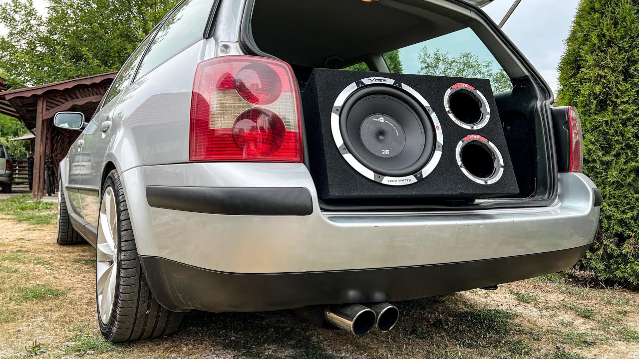 Am Montat un Subwoofer Pe Passat - Unboxing si Montare Subwoofer SLICK CBR 12A-V0 pe Passat b5.5