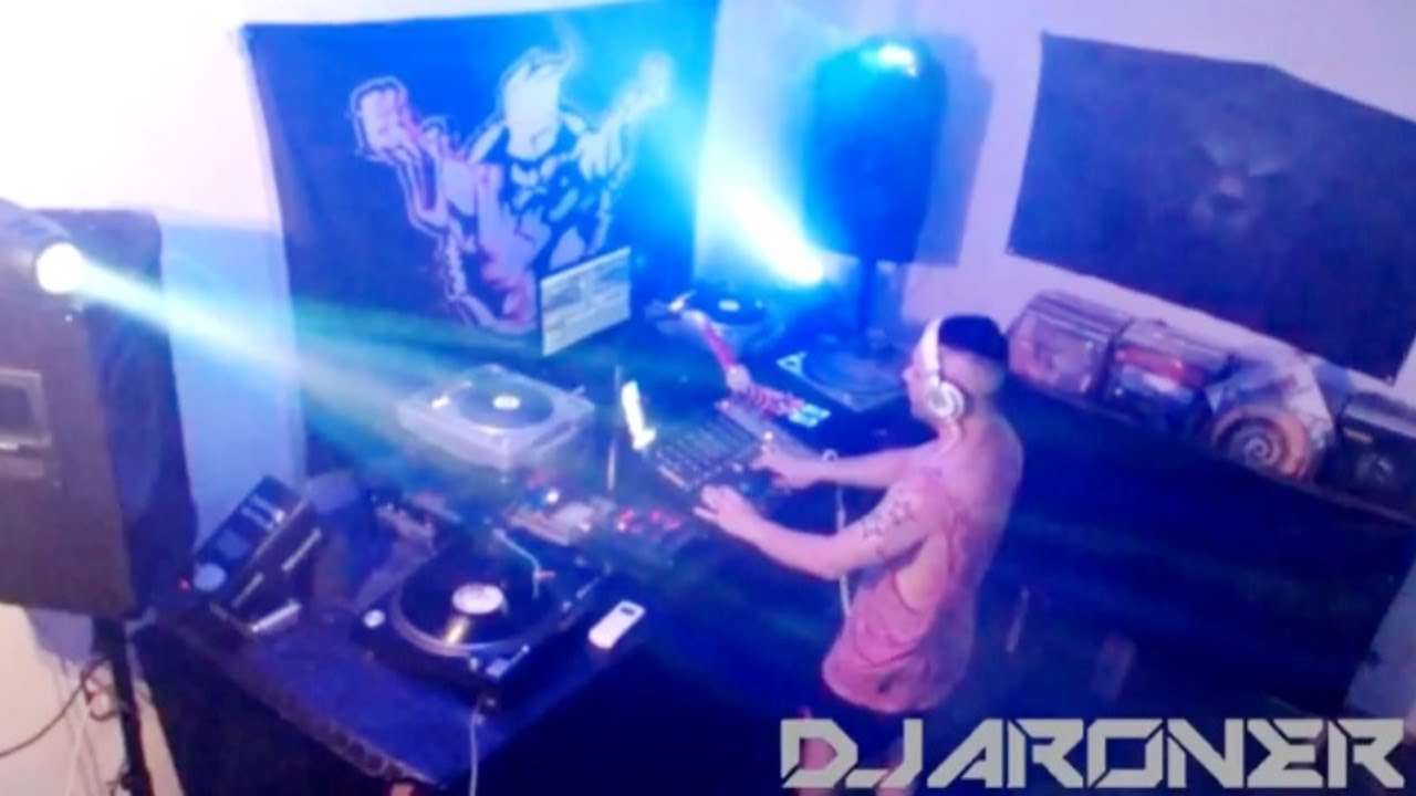 DIRECTO - DJ ARONER- LA MUSICA DEL PASADO -
