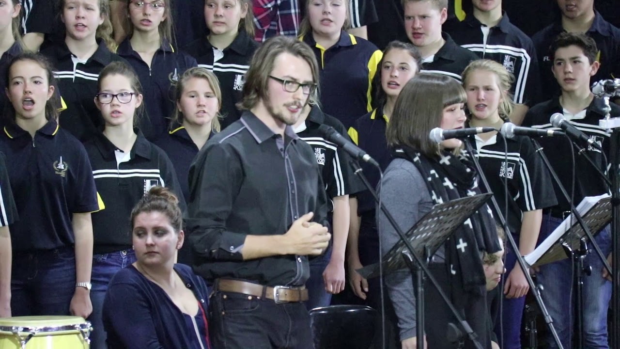 Monnaskoor & Lindenkoor performing,Antthem , Soiree - Ho&euml;rskool Linden, 11 Aug 2017