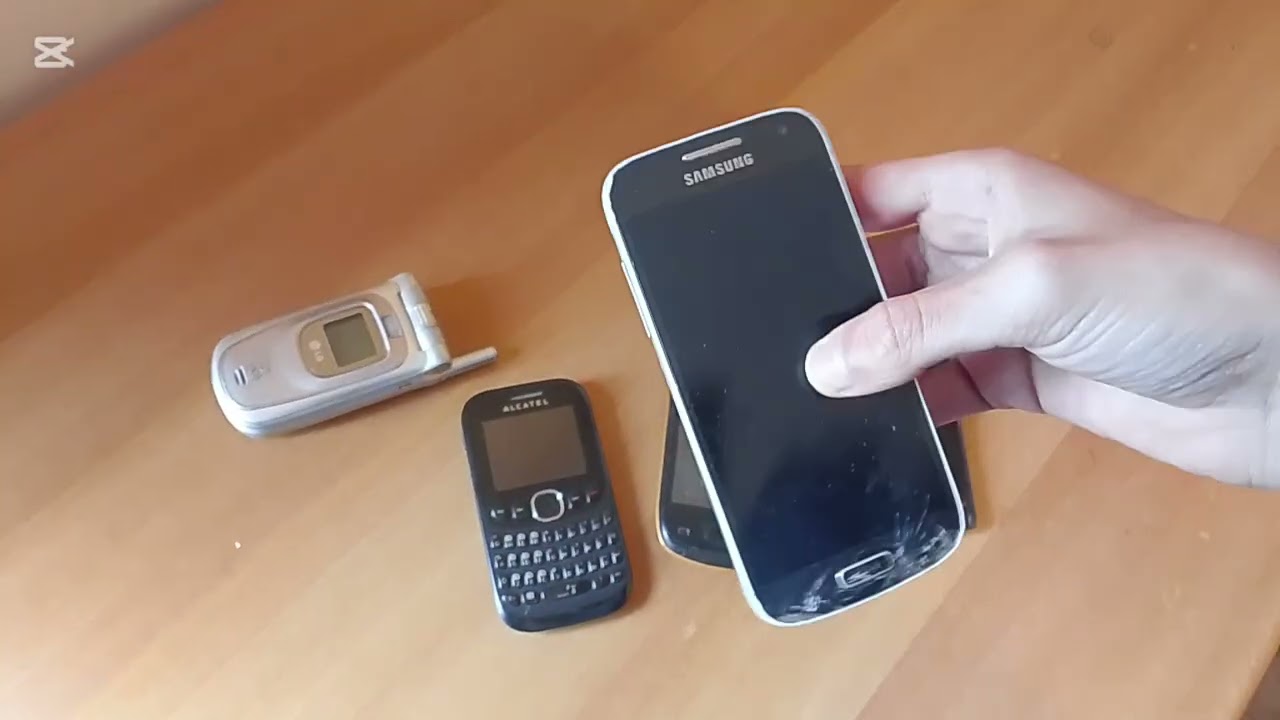 Smartphone vecchi, cellulari VS Smartphone moderni 🥹🥹...